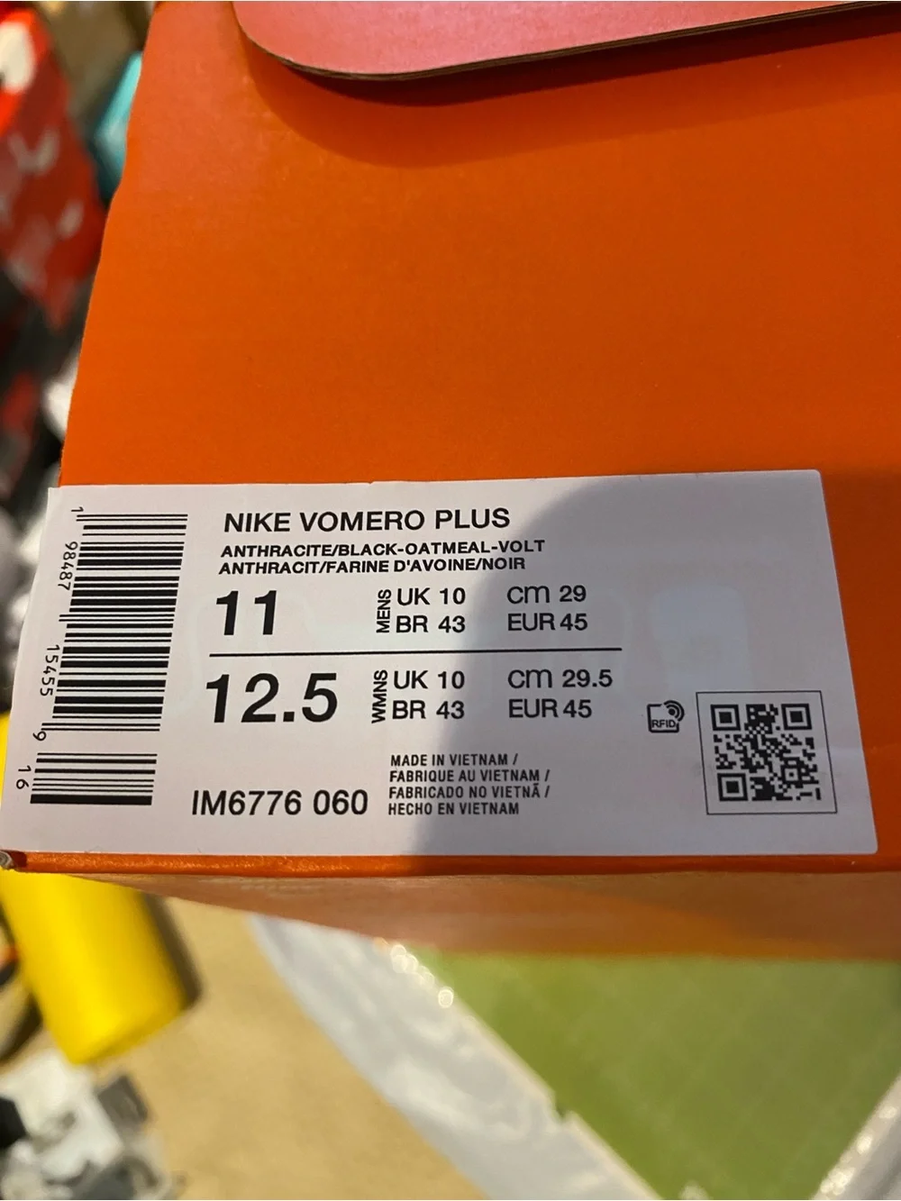 Nike Vomero plus mens size 11 IM6777-060 new